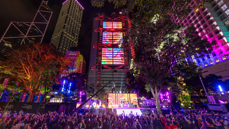 हांगकांग ने 2026 का स्वागत शानदार नववर्ष समारोहों के साथ किया video poster