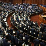 सानेनोमिक्स: जापान का उच्च-दांव वित्तीय और सुरक्षा जुआ